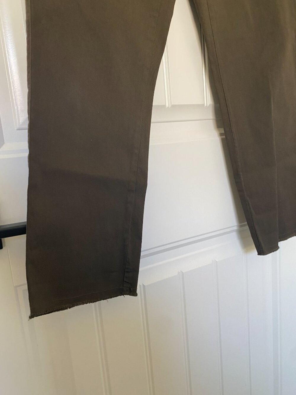 Nili Lotan | East Hampton Pant in Brown - Picture 5 of 15
